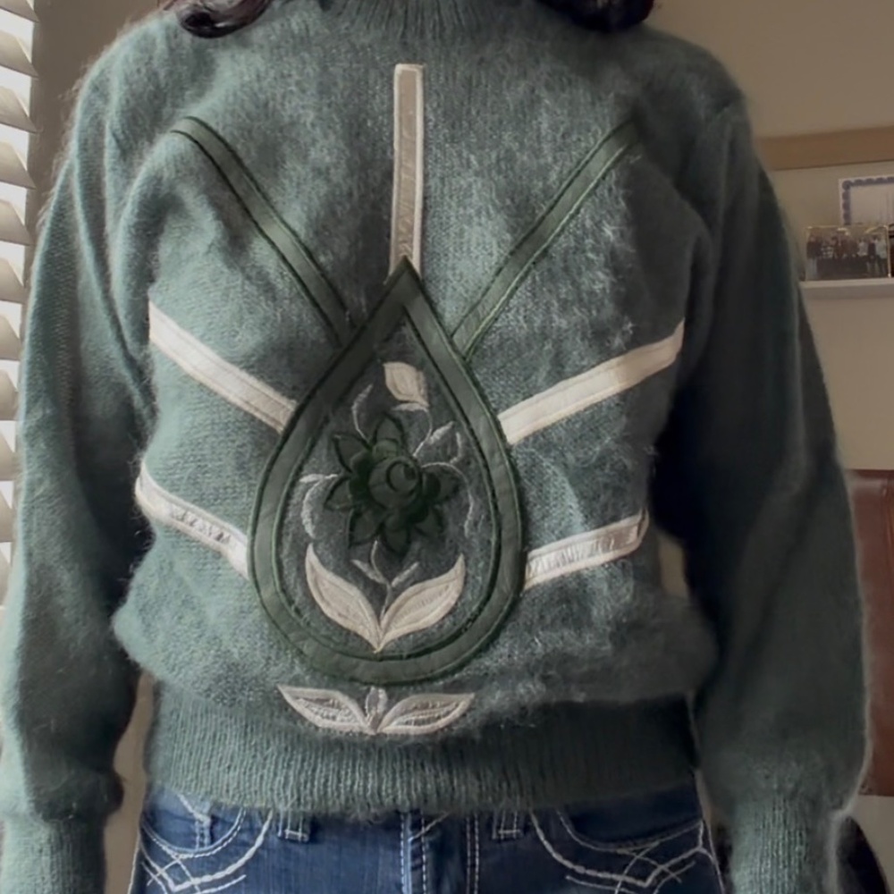 vintage italian wool sweater unique embroidery in Small/ it 38